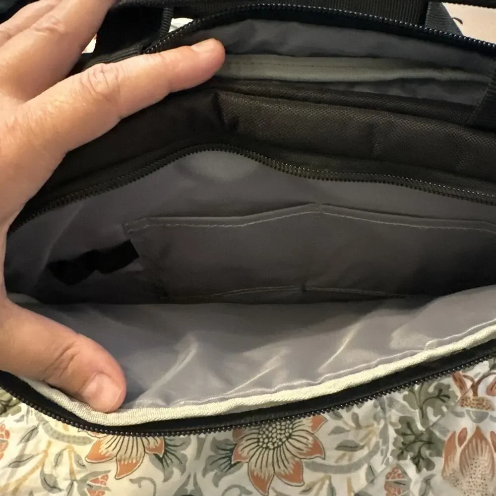 Amazon Basics 11.6 Inch Laptop Case Tablet Carrying Shoulder Bag Briefcase Black